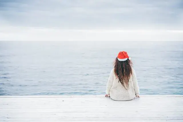 A quiet moment of remembrance representing navigating anniversaries and holidays